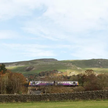 Melsome Barn Settle